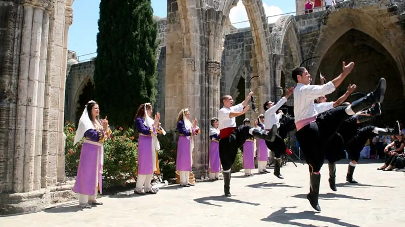 زبان مردم قبرس شمالی و نقش آن در تجربه زندگی، مهاجرت و سرمایه گذاری